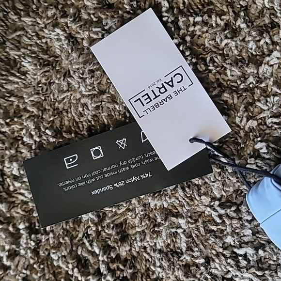 Barbell Cartel Infinity Bra NWT - Picture 2 of 4